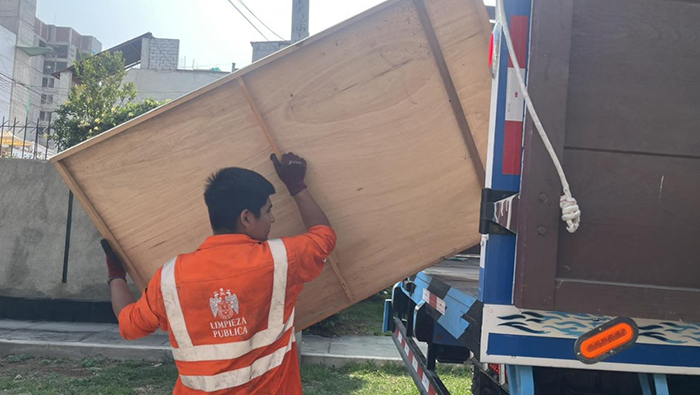 Material en desuso fue recogidos en tres campañas realizadas en distintos puntos del distrito.