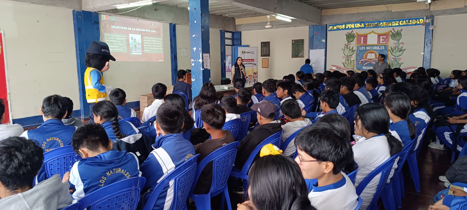 Municipalidad Provincial de Huaral brinda capacitaci贸n en educaci贸n vial a estudiantes
