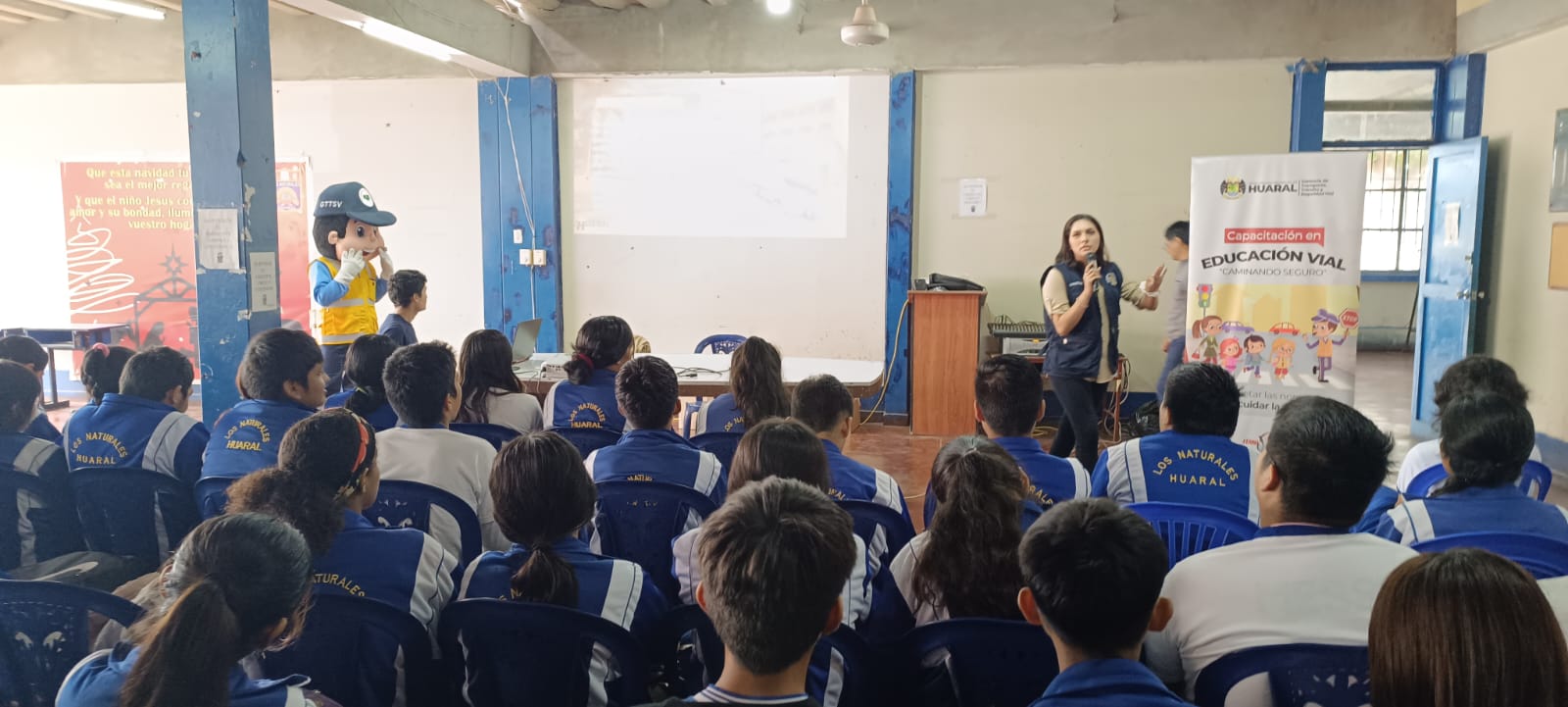 Municipalidad Provincial de Huaral brinda capacitaci贸n en educaci贸n vial a estudiantes