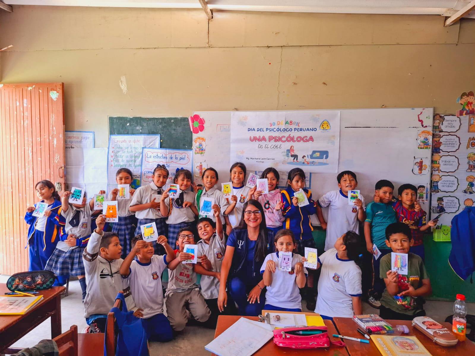 NIÑOS Y PSICOLOGA