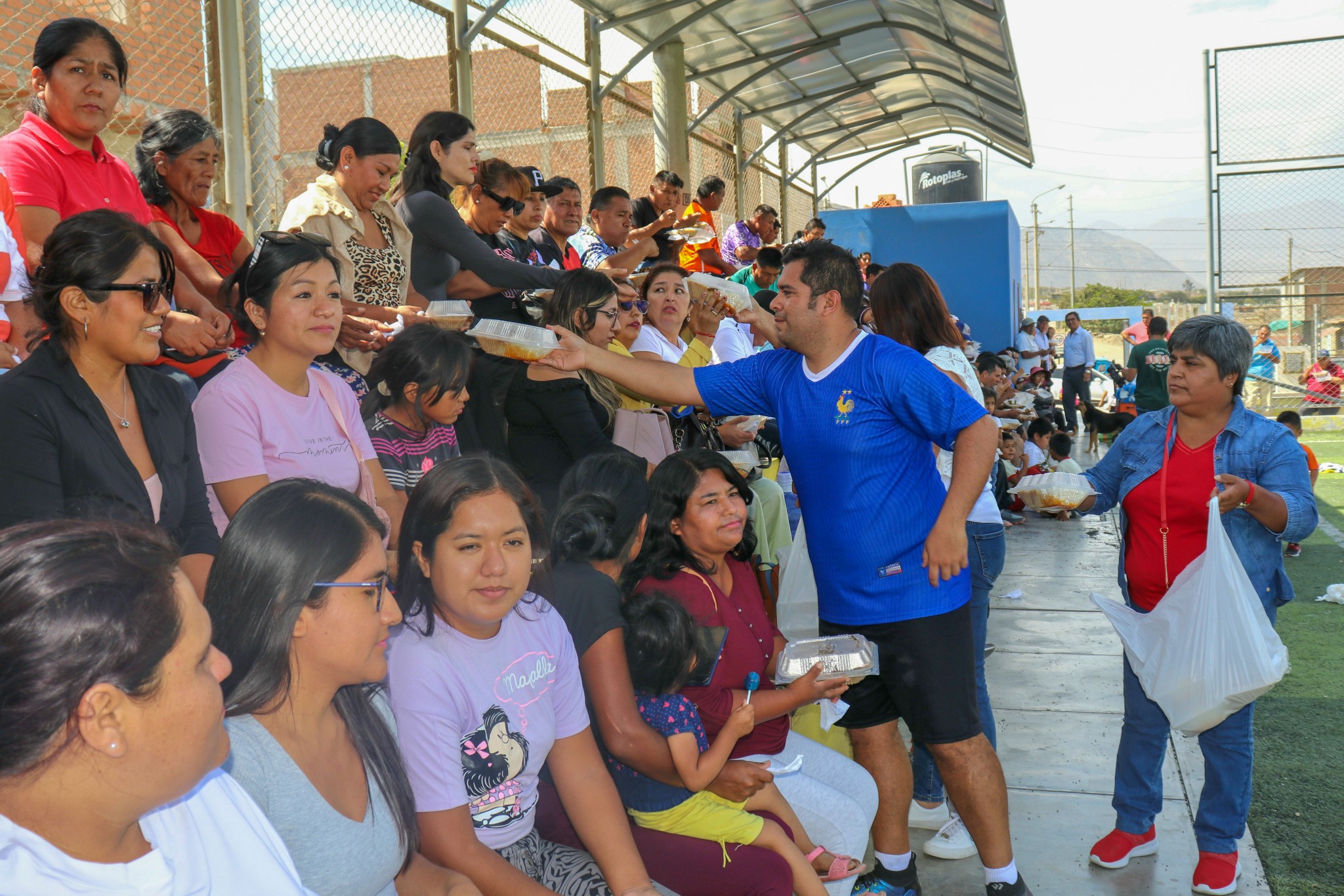 compartir con el personal dela municipalidad