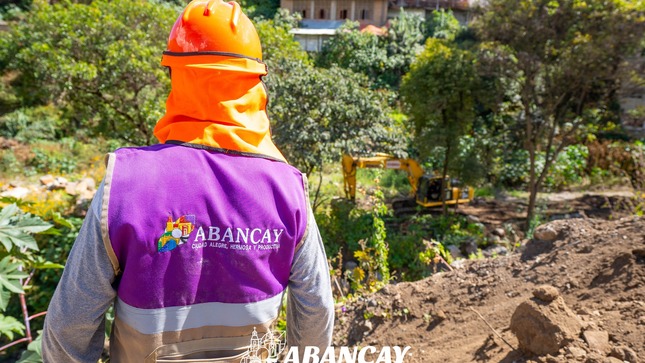 🚧 MPA Inicia Limpieza Y Descolmatación De La Quebrada Del Río Colcaque Para Prevenir Desastres 🌊🛠️