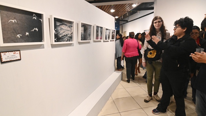 Asistentes al museo