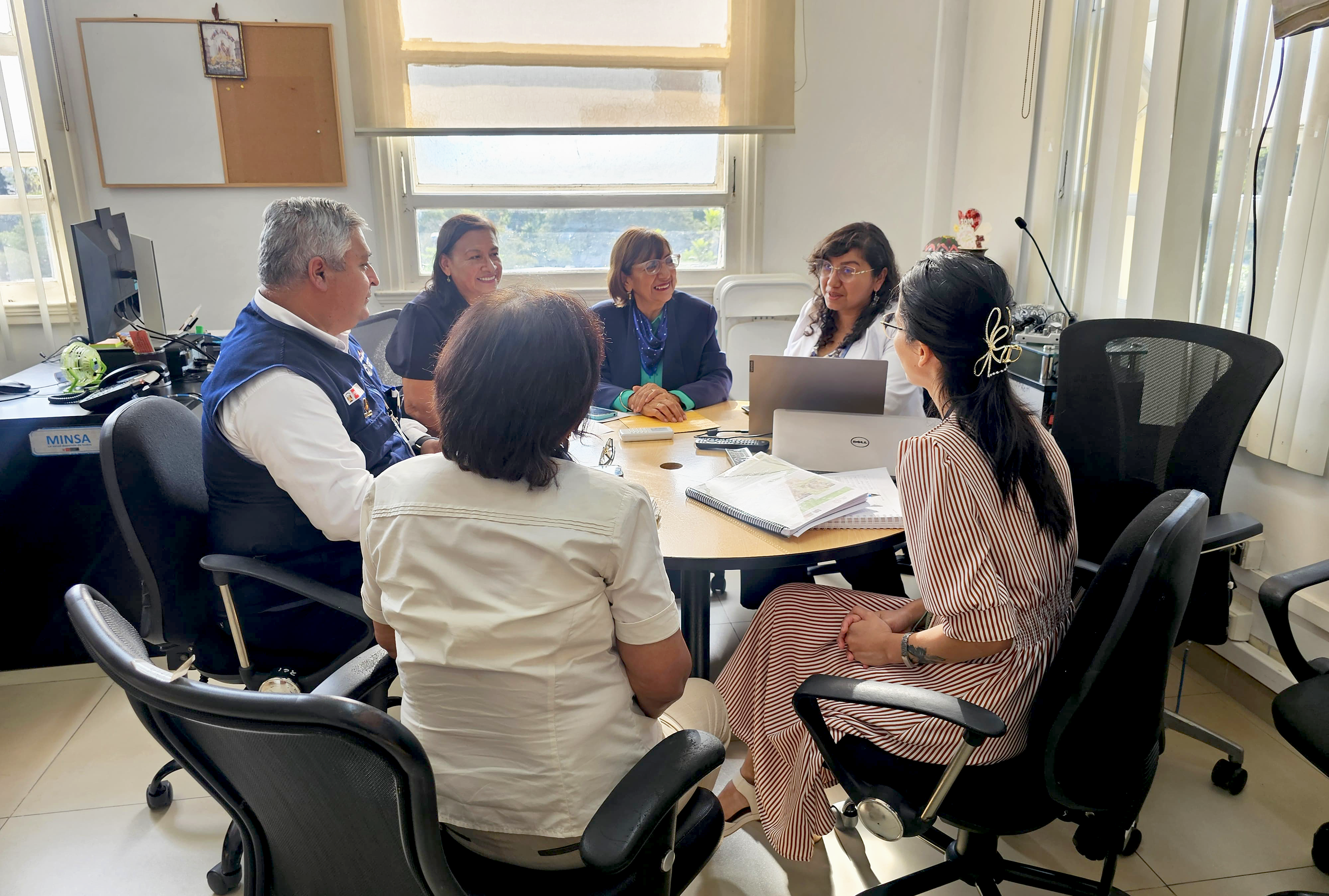 Reunión para la elaboración de la guía