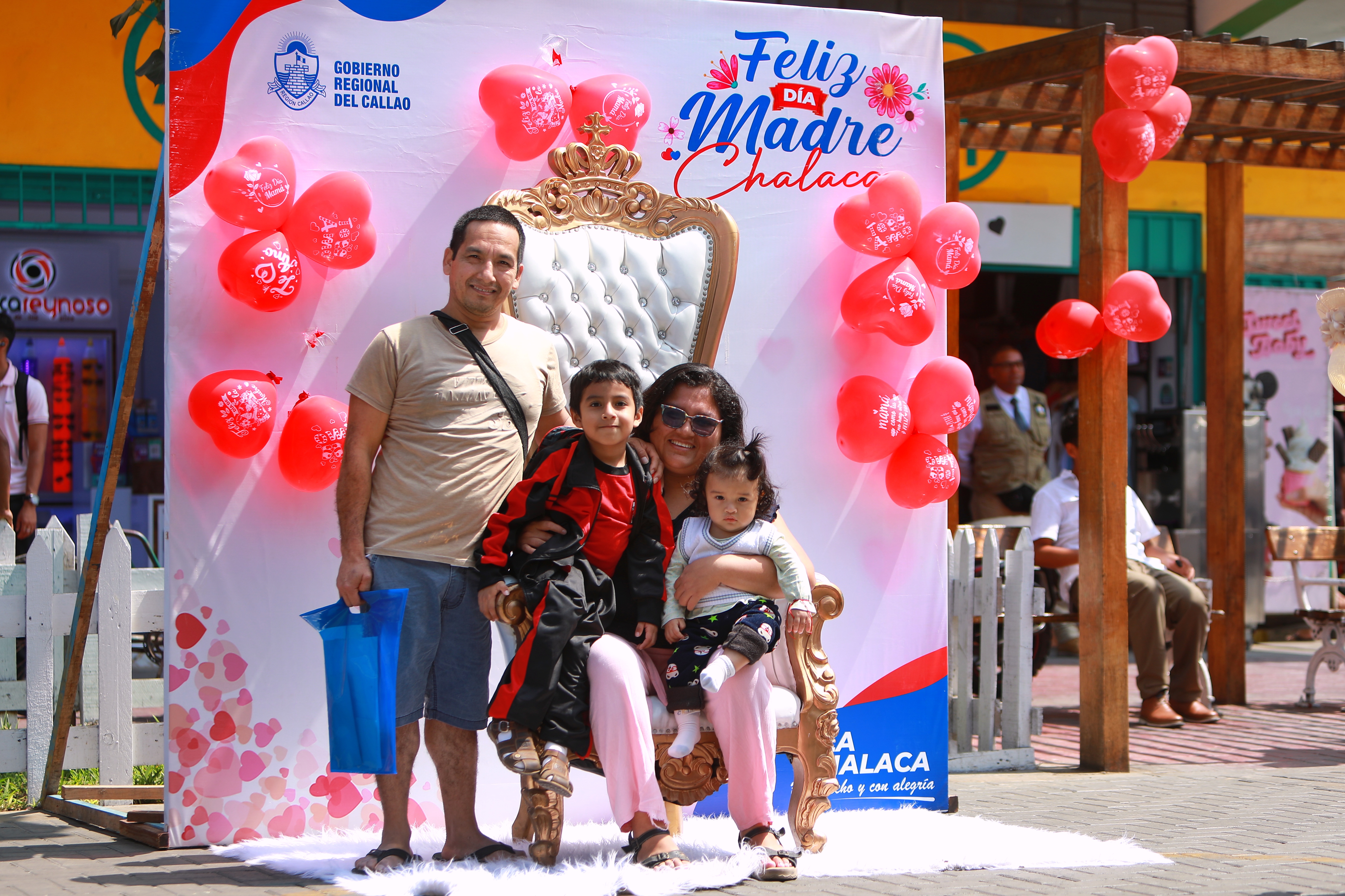 Emoción, alegría y mucho ritmo en homenaje a las “mamitas chalacas” en Carmen de la Legua Reynoso