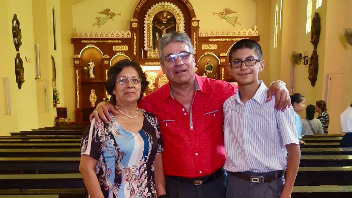 David Santos y sus abuelos