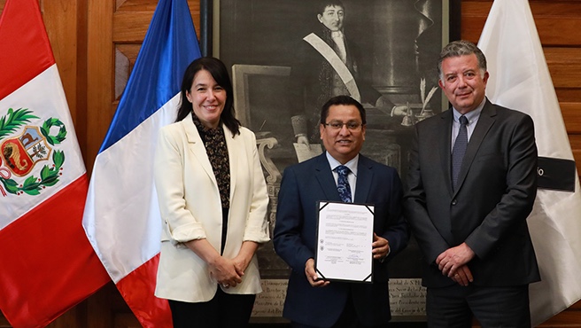Ministro César Vásquez y embajada de Francia sellan alianza que hará posible Maestría en Salud Pública
