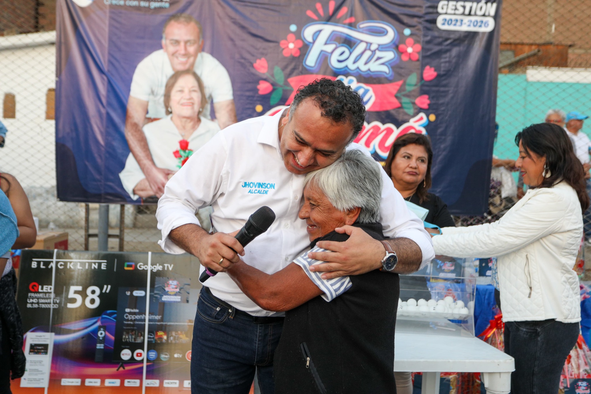 Rendimos homenaje a las madres de Ventanilla con eventos en varios sectores, llevando alegría y reconocimiento a nuestras mamitas 💐❤️.