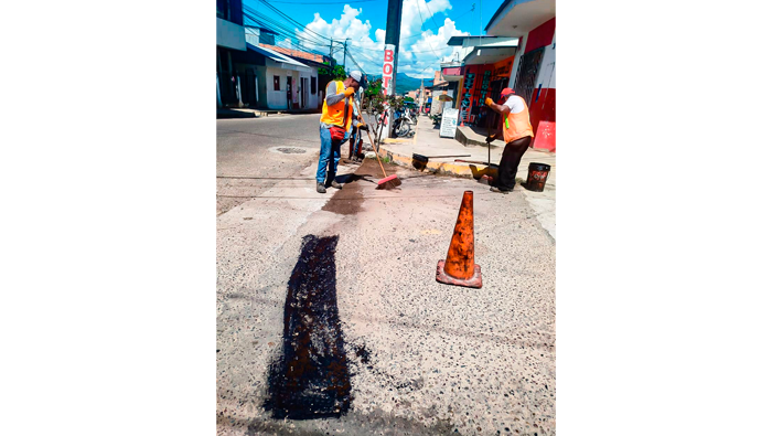 Resanado de vΓas en diferentes arterias de la ciudad de Tarapoto.