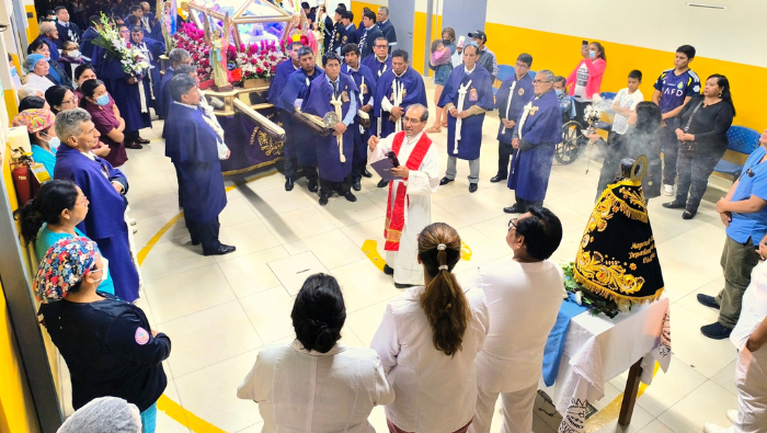 18-04 visita Santo Sepulcro (2)