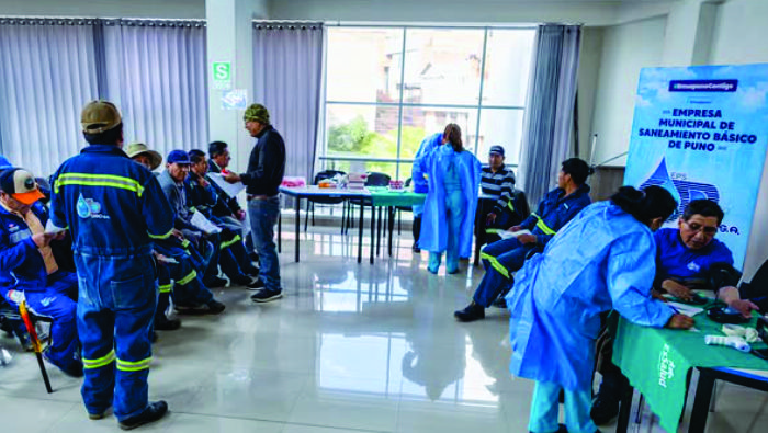 Emsapuno desarrolla actividades preventivas en beneficio de sus trabajadores de campo.