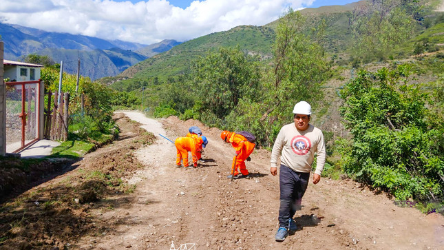 🚜 👷‍♂️¡Caminos Que Unen! Mpa Ejecuta Trabajos En 7.9 Kilómetros De Vías Rurales Entre Casinchihua, Mishca Y Pichirhua. 🚧🌄