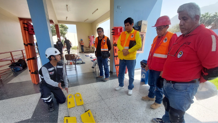 16-05 capacitación une (3)
