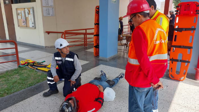 16-05 capacitación une (5)