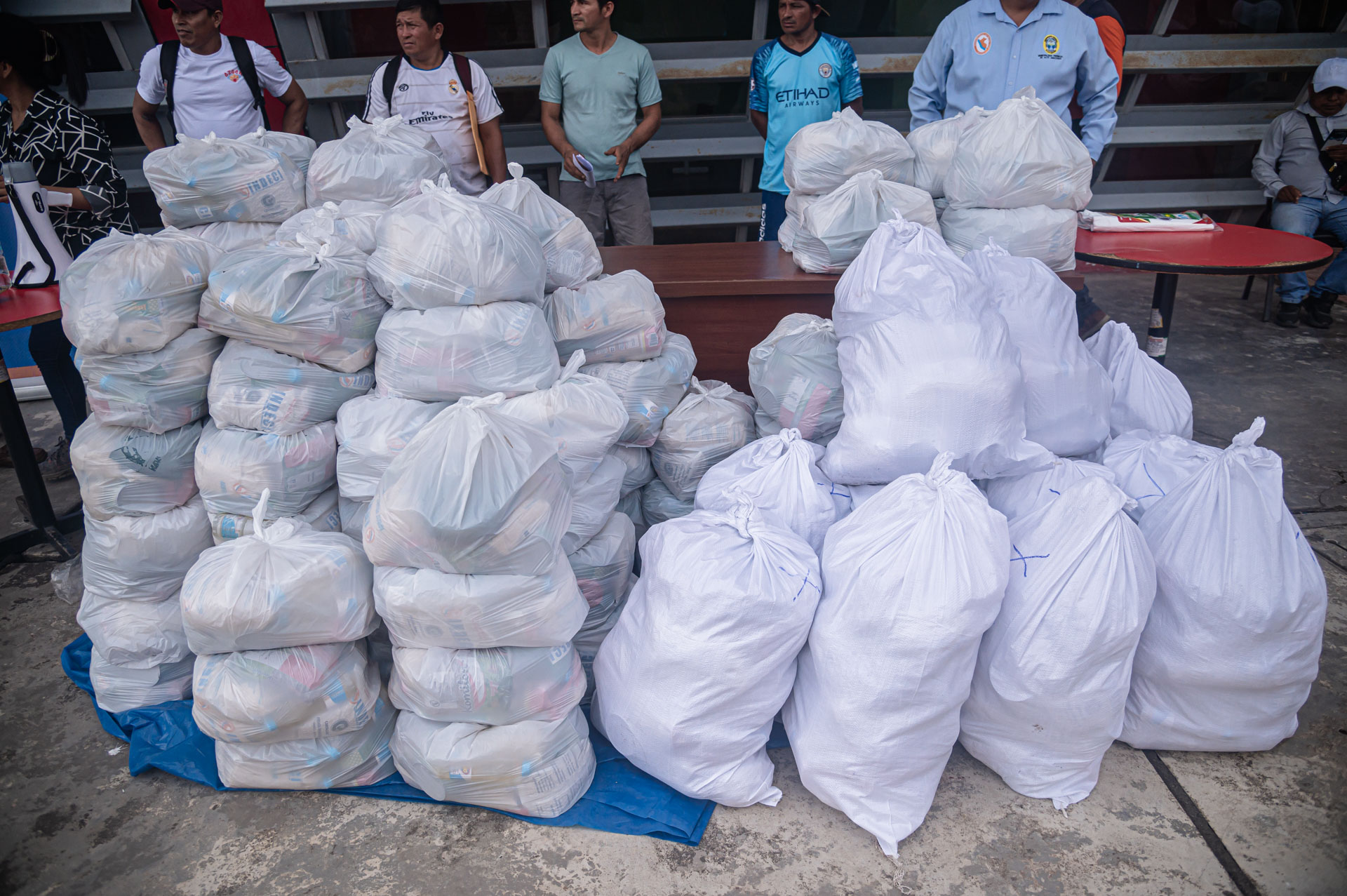 entregamos ayuda humanitaria a más de 100 familias afectadas por las intensas lluvias