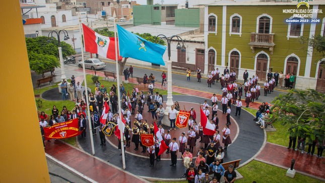 izamiento 64 aniversario 1