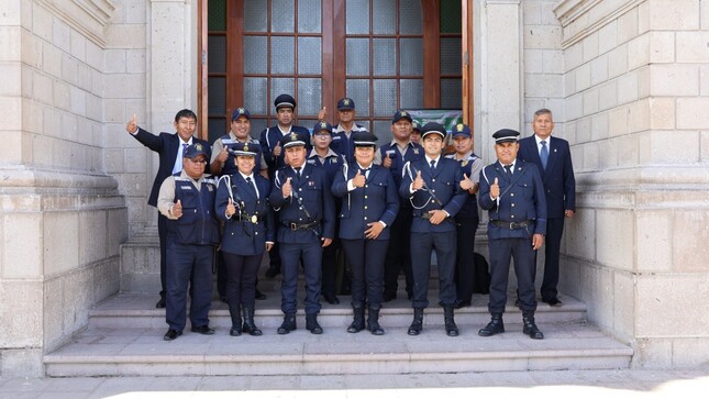Con una misa de acción de gracias y una ceremonia protocolar, la Municipalidad Provincial de Mariscal Nieto celebró el 61° aniversario de la Policía Municipal, en reconocimiento a la labor que realiza diariamente para mantener el orden, control y seguridad de los espacios públicos de la ciudad.