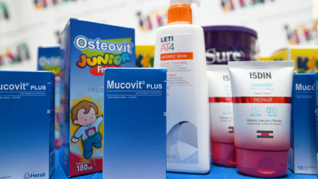 UPCH donan vitaminas y suplementos nutricionales para tratamiento de pacientes del programa ‘Angelitos de cristal’