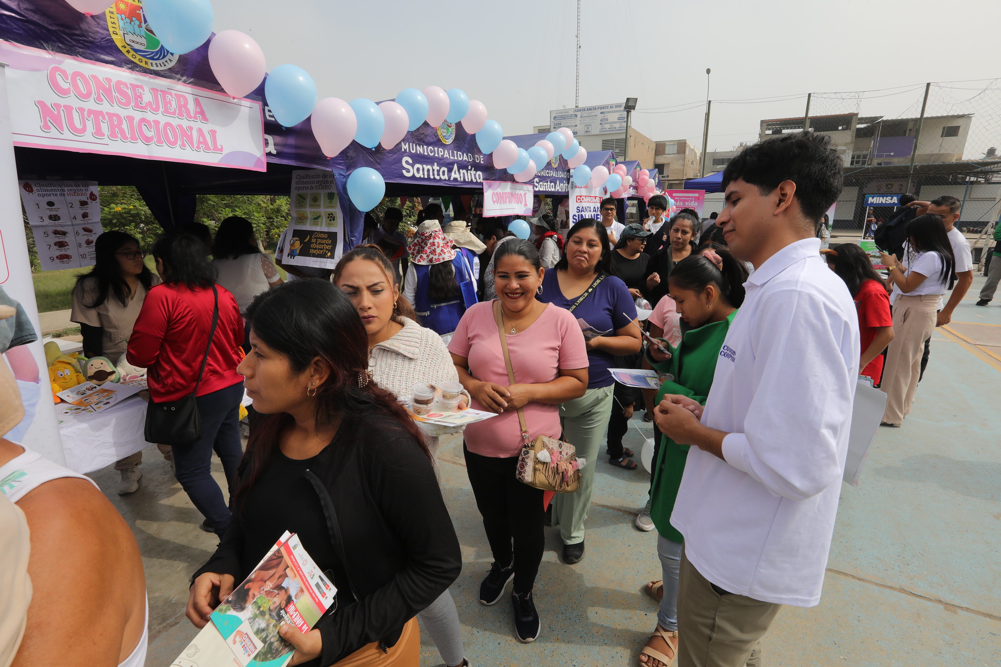 semana de la maternidad en Lima Este