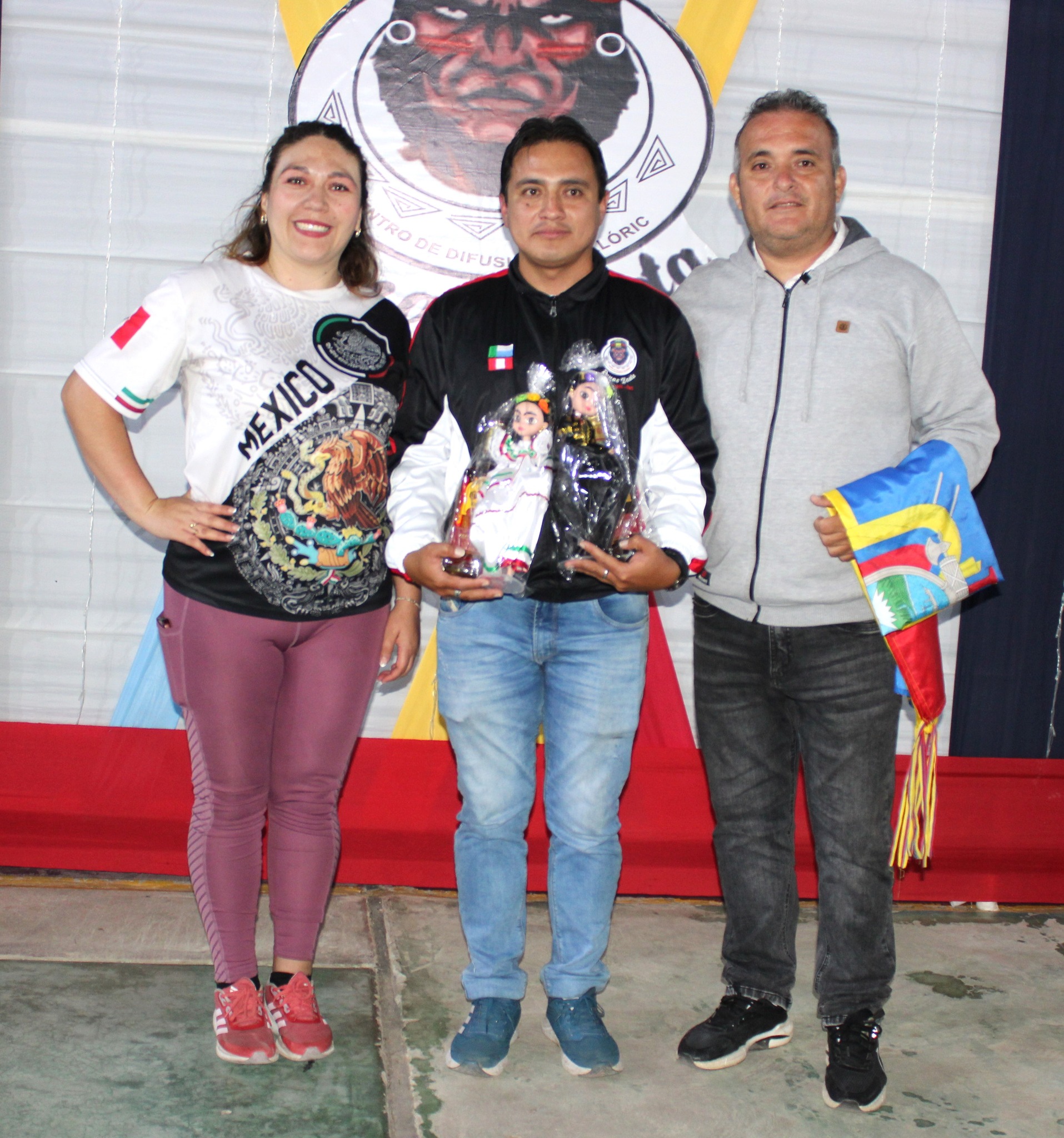 Varios países del continente participan en festival de danzas en San Ignacio