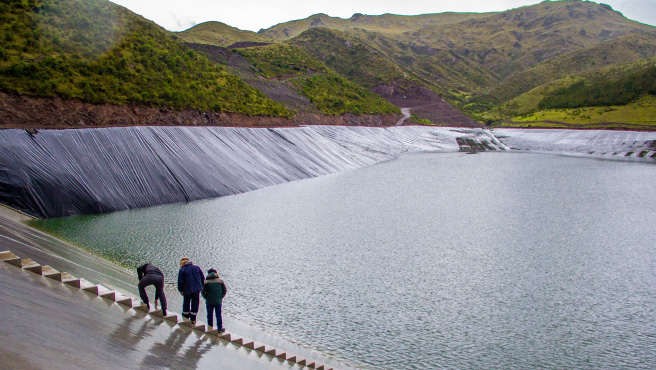 Represa del proyecto "Instalación del Sistema de Riego en Coypa, Ayusbamba, Colqueuro y Urbes, distrito de Paccaritambo – Paruro – Cusco”