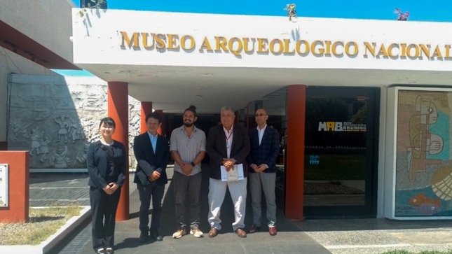 Carlos Wester La Torre,  se reunió con el representante de cooperación japonesa  JICA