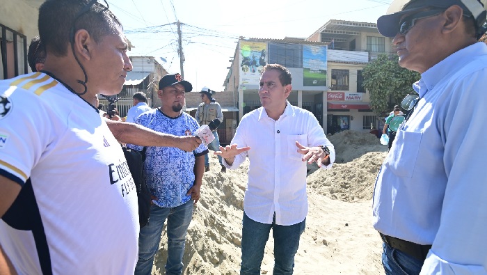 Diálogo con vecinos de Almirante Miguel Grau