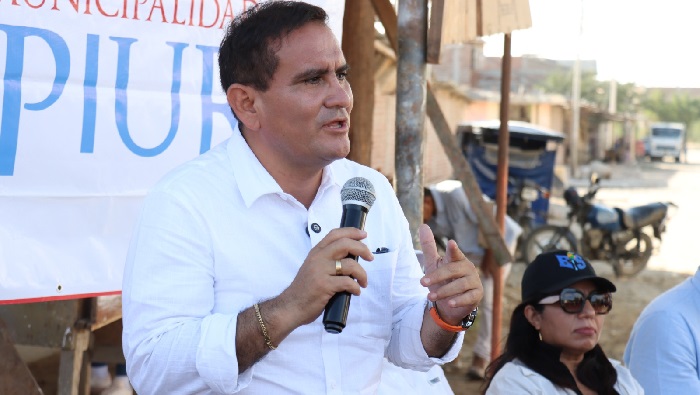 Alcalde Madrid en Los Algarrobos
