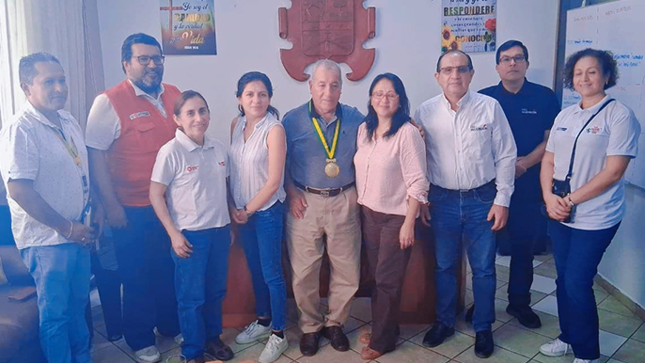 fotos de la reunión de la mesa de trabajo por el proyecto de tratamiento de aguas residuales