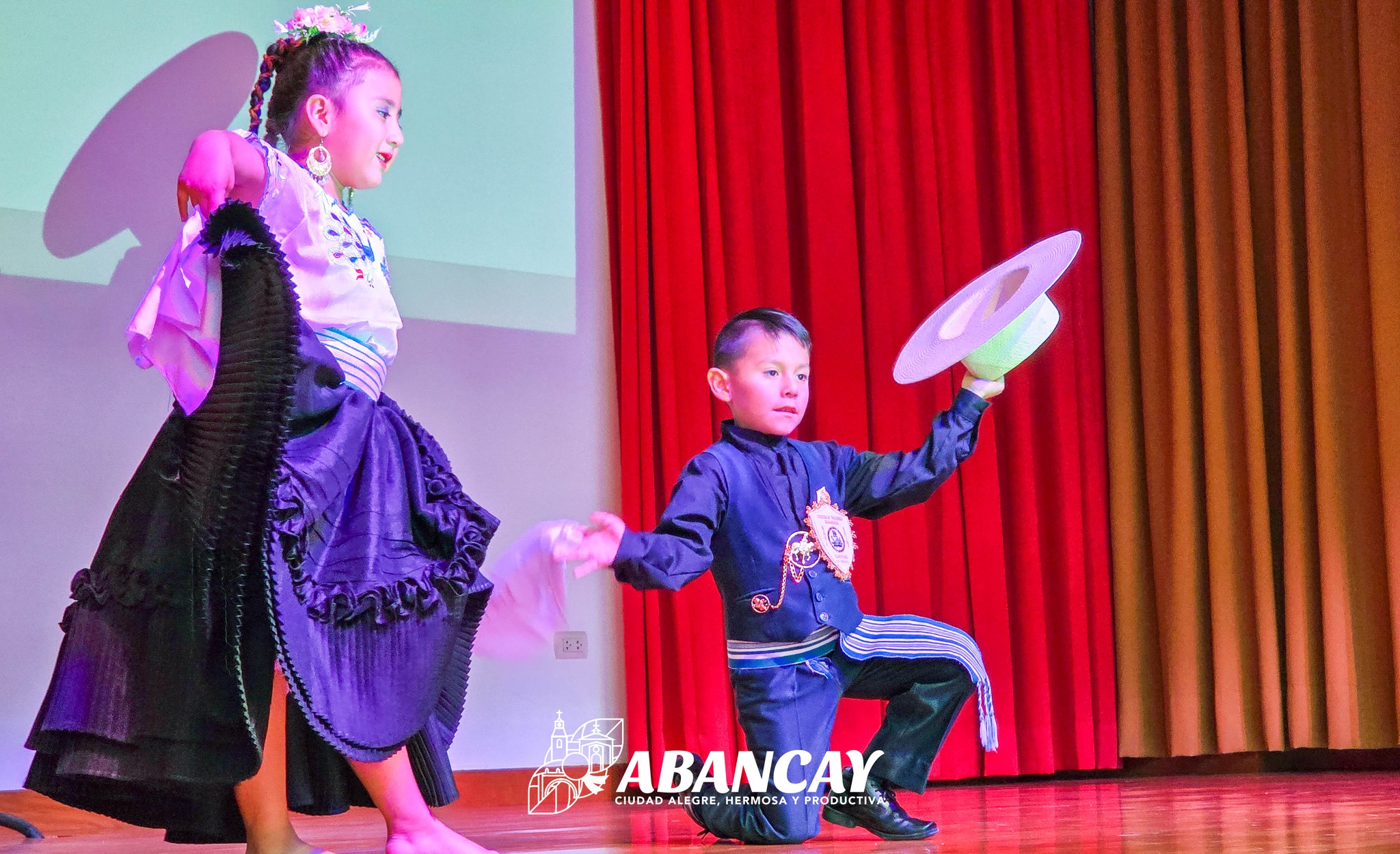 🔹 Alcalde encargado José Miranda Espinoza y funcionarios de la Gerencia de Gestión Social reafirmaron el compromiso institucional con la educación inicial y la protección integral de la niñez.
