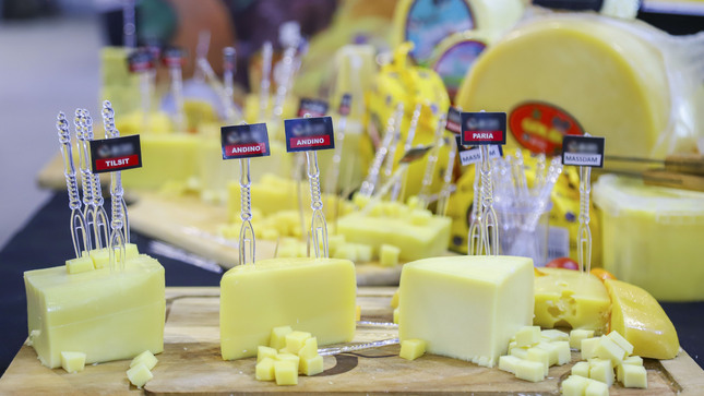 Inacal fortalece la calidad y seguridad del queso en el Perú con 10 Normas Técnicas
