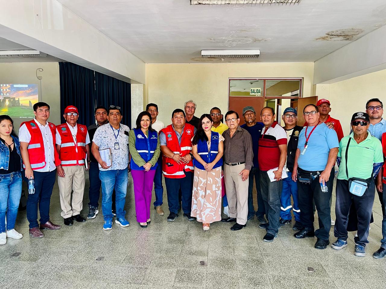 Municipalidad de Sullana y GORE Piura capacitan a gremios de mototaxis para mejorar el servicio de transporte