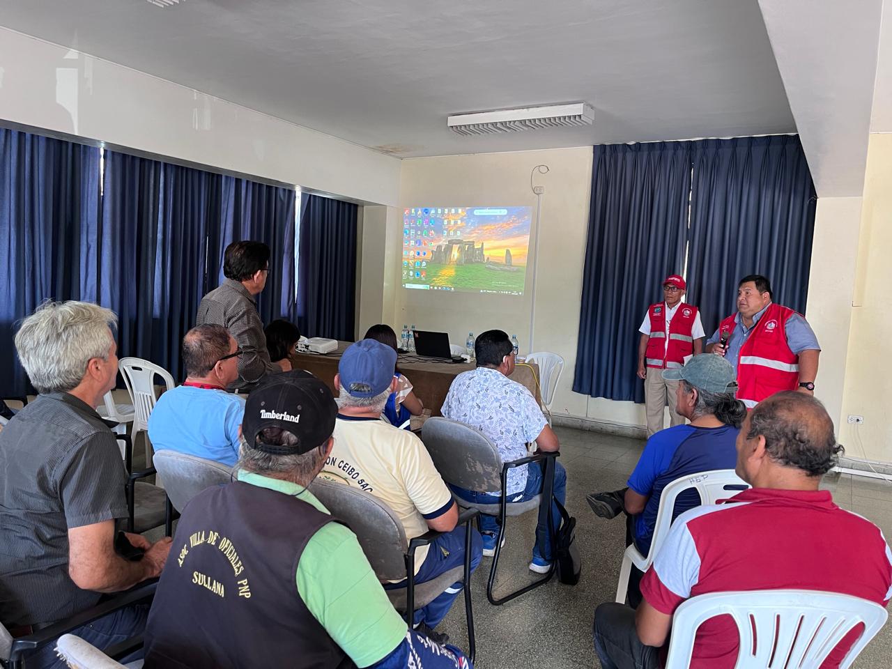 Municipalidad de Sullana y GORE Piura capacitan a gremios de mototaxis para mejorar el servicio de transporte