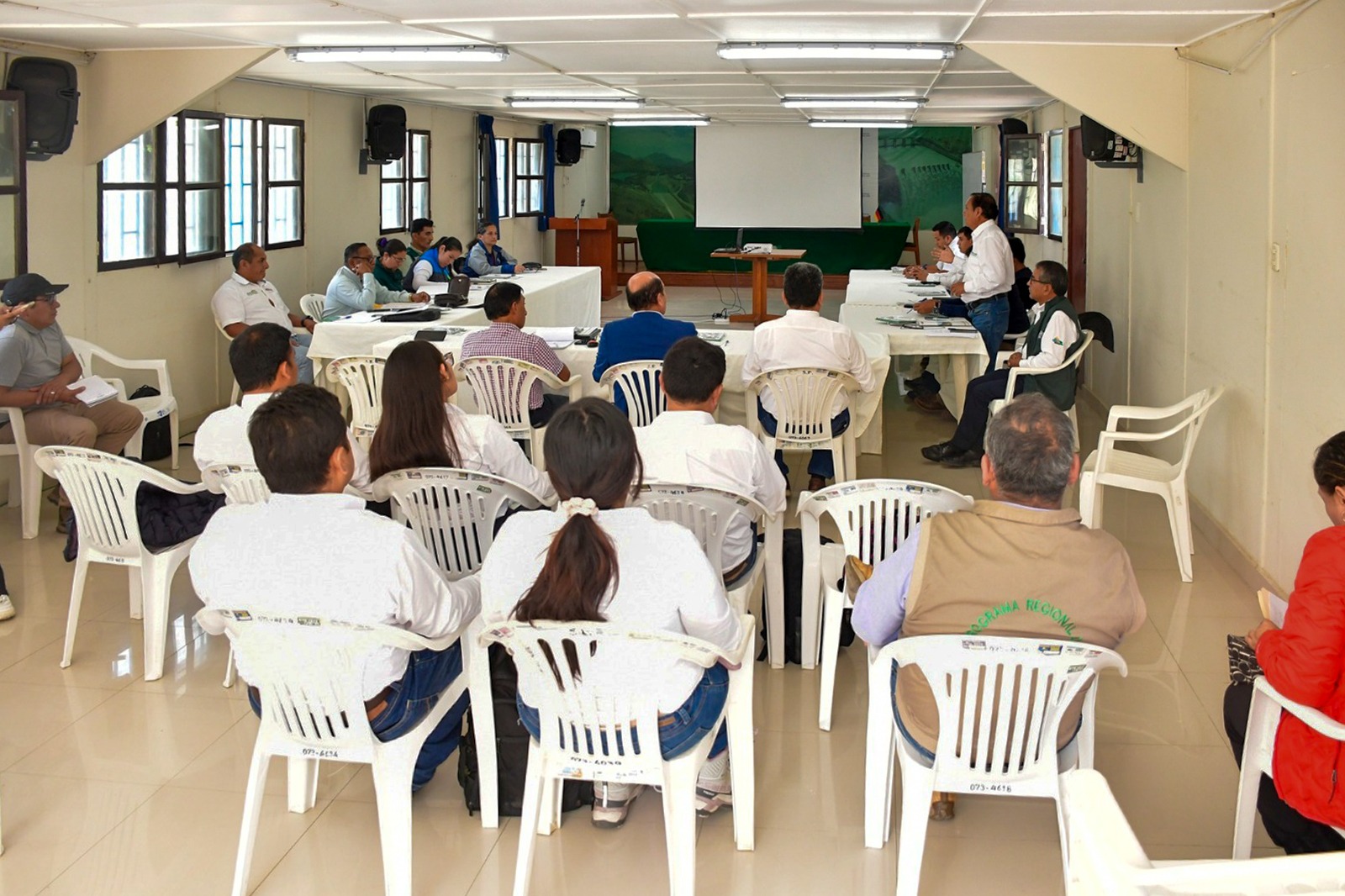 Gore Presenta Su Modelo De Desarrollo Agrario En Reunión Del Comité De Gestión Regional Agrario En Pejeza