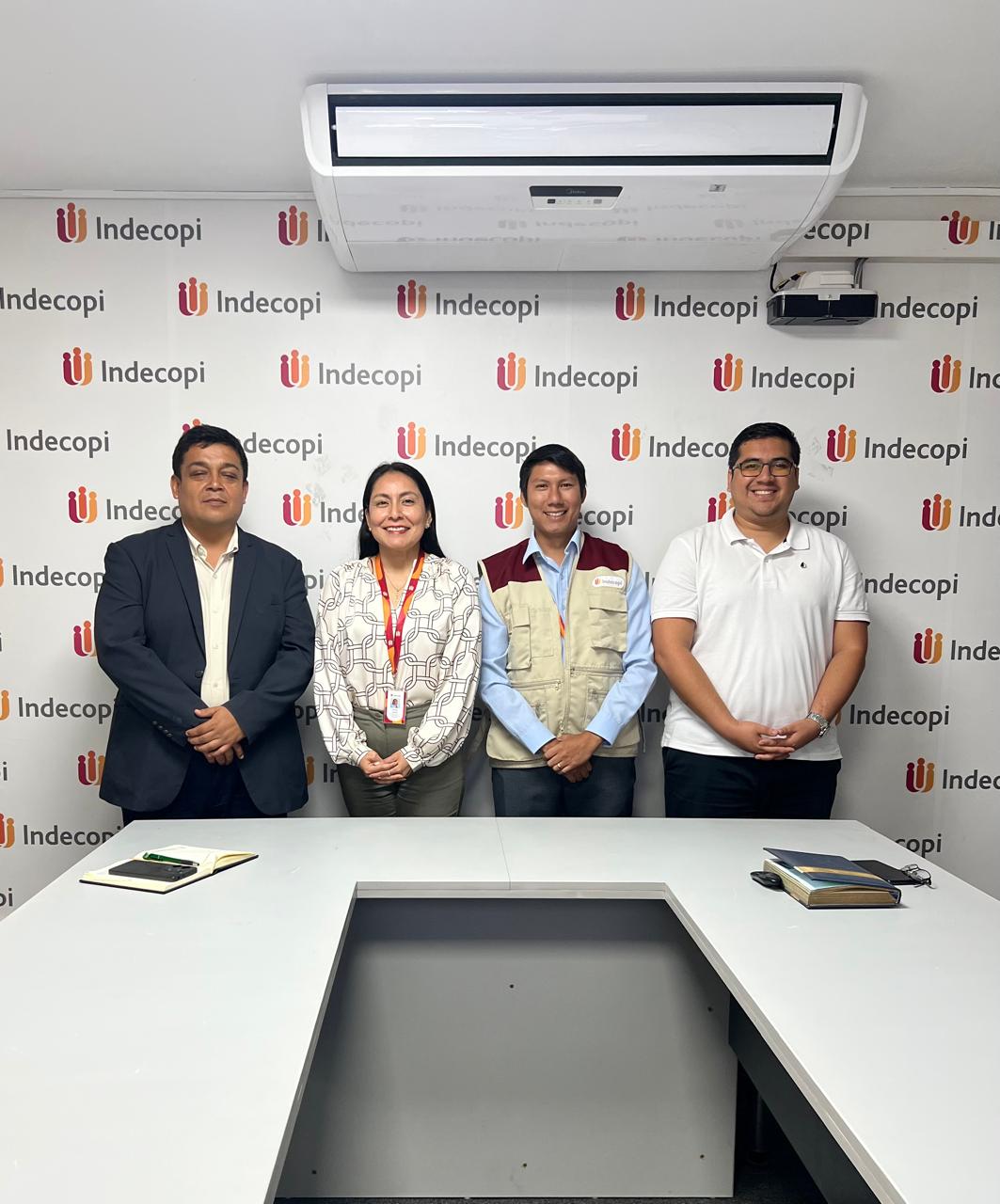 reunión con indecopi