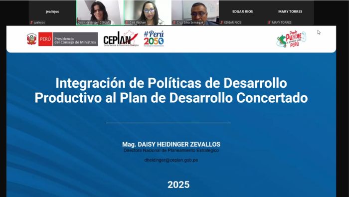 Participación virtual de la Directora Nacional de la DNCP del Ceplan, Daisy Heidinger en capacitación de líderes productivos “Impulsando el Desarrollo Productivo Regional y Local”.