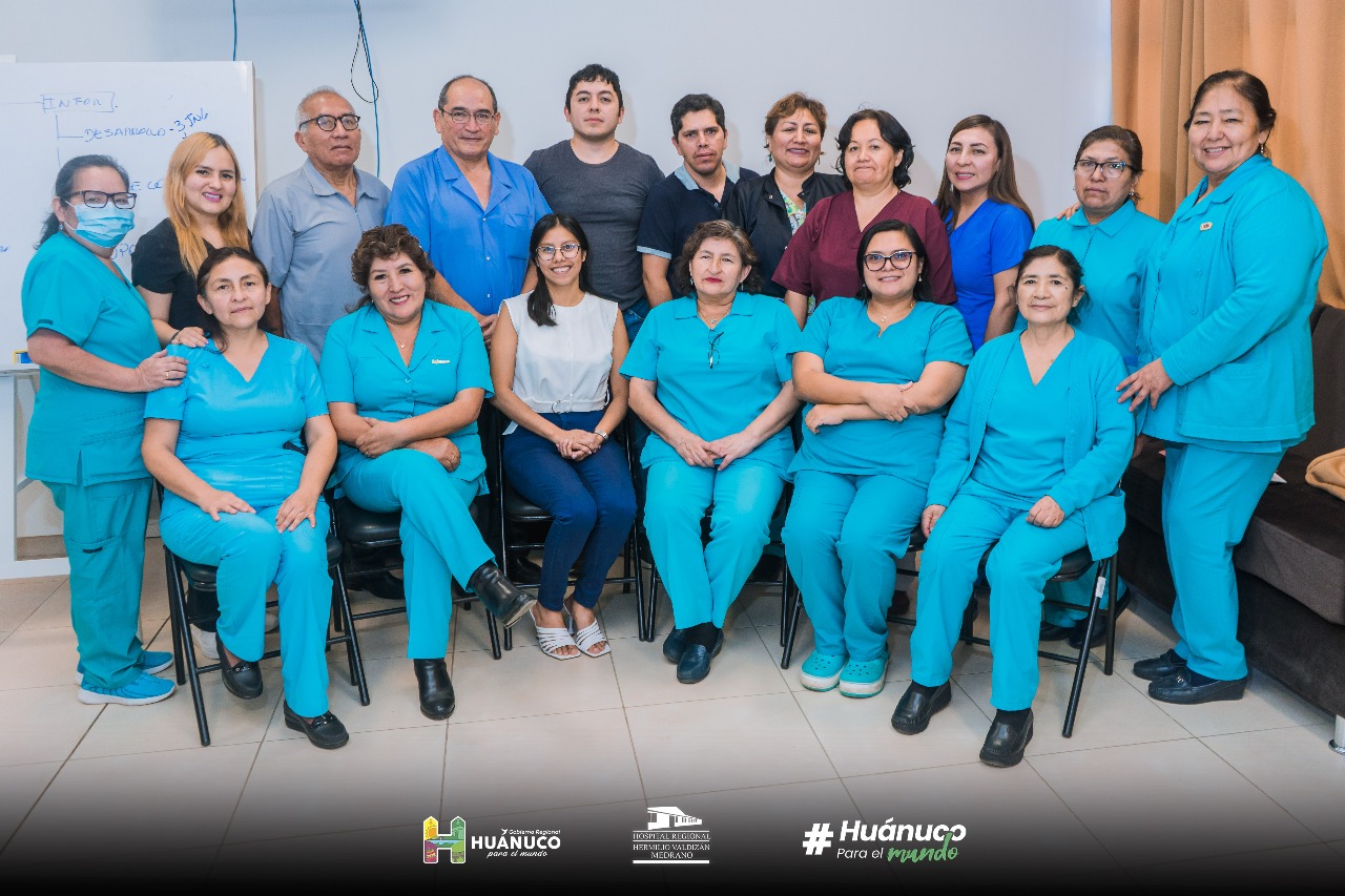 foto de todo el equipo técnico