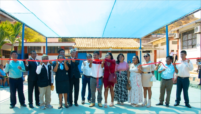 Foto Amapafa de la I.E. José Olaya inaugura techo con malla rashell
