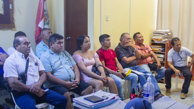 Foto Trabajando juntos por el bienestar de nuestro distrito
