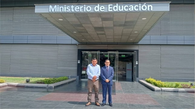 Foto Alcalde Javier Pazo y jefe de gabinete ministerial unen esfuerzos por la educación con proyecto para la I.E. José Olaya Balandra