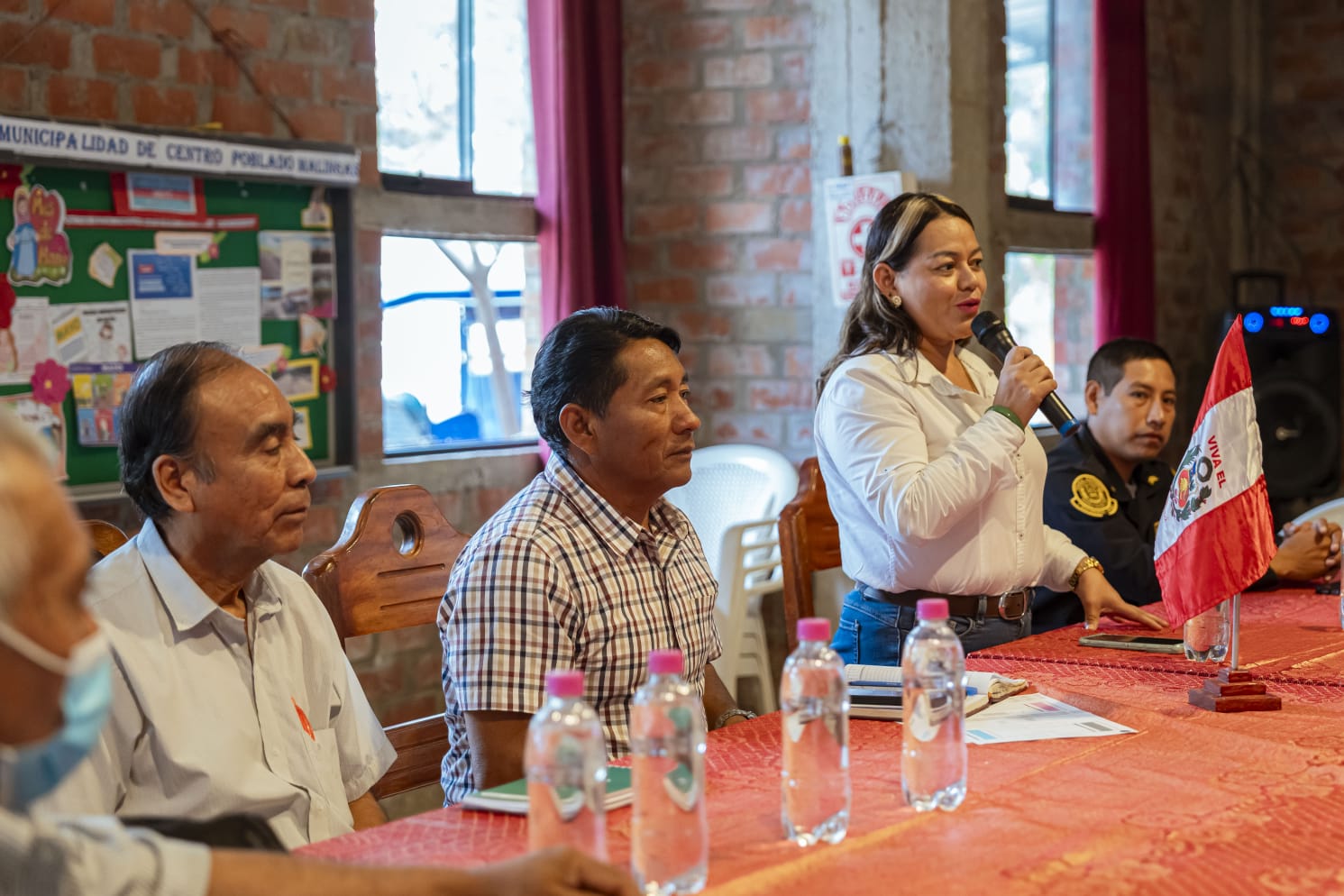 Vicegobernadora entrega terreno para elaboración de expediente técnico de obra de agua potable de Malingas-Tambogrande