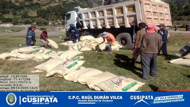 Apoyo en el transporte de Guano de isla a las comunidades del distrito de Cusipata