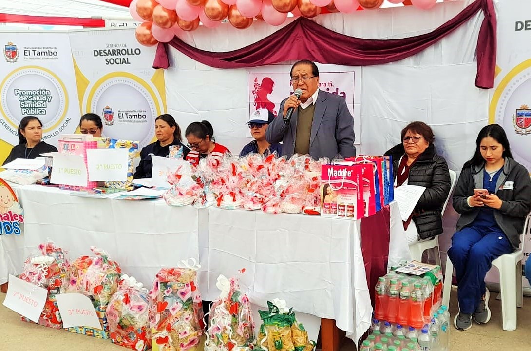 Feria por la Semana de la Maternidad Saludable en El Tambo
