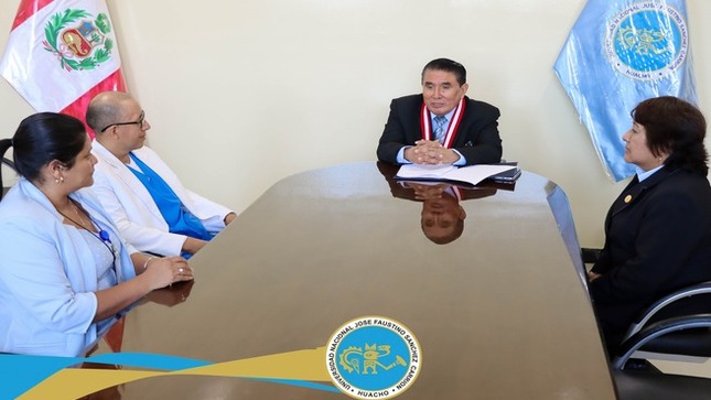 Se suscribió un importante convenio de cooperación interinstitucional con la Clínica Sin Adicciones Perú, especializada en el tratamiento y rehabilitación de personas con problemas de adicción.