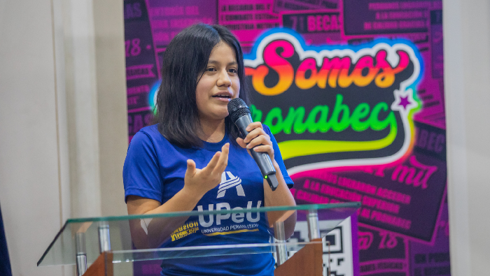 La ceremonia, dedicada a los jóvenes, se realizó en la sede de Lima de dicha casa de estudios.