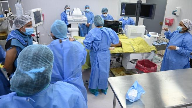 Minsa: especialistas del Hospital Cayetano Heredia realizan por primera vez ablación cardíaca y curan a dos pacientes
