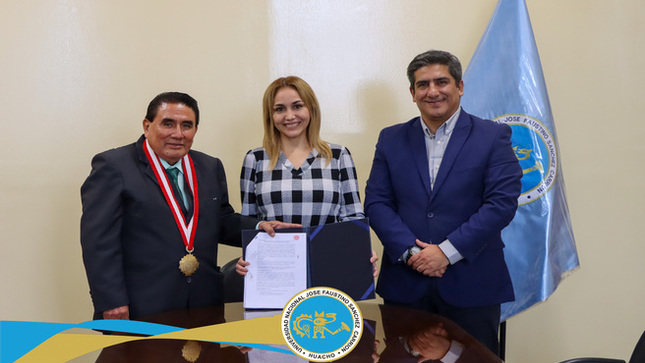 La UNJFSC y la empresa Redondos firmaron un importante Convenio de Cooperación Interinstitucional que permitirá desarrollar acciones conjuntas en beneficio de la comunidad universitaria.