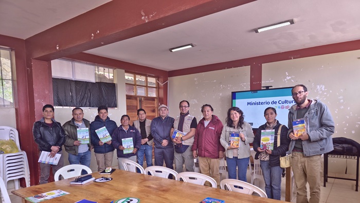 Servidores de la Unidad Ejecutora participando de la capacitación