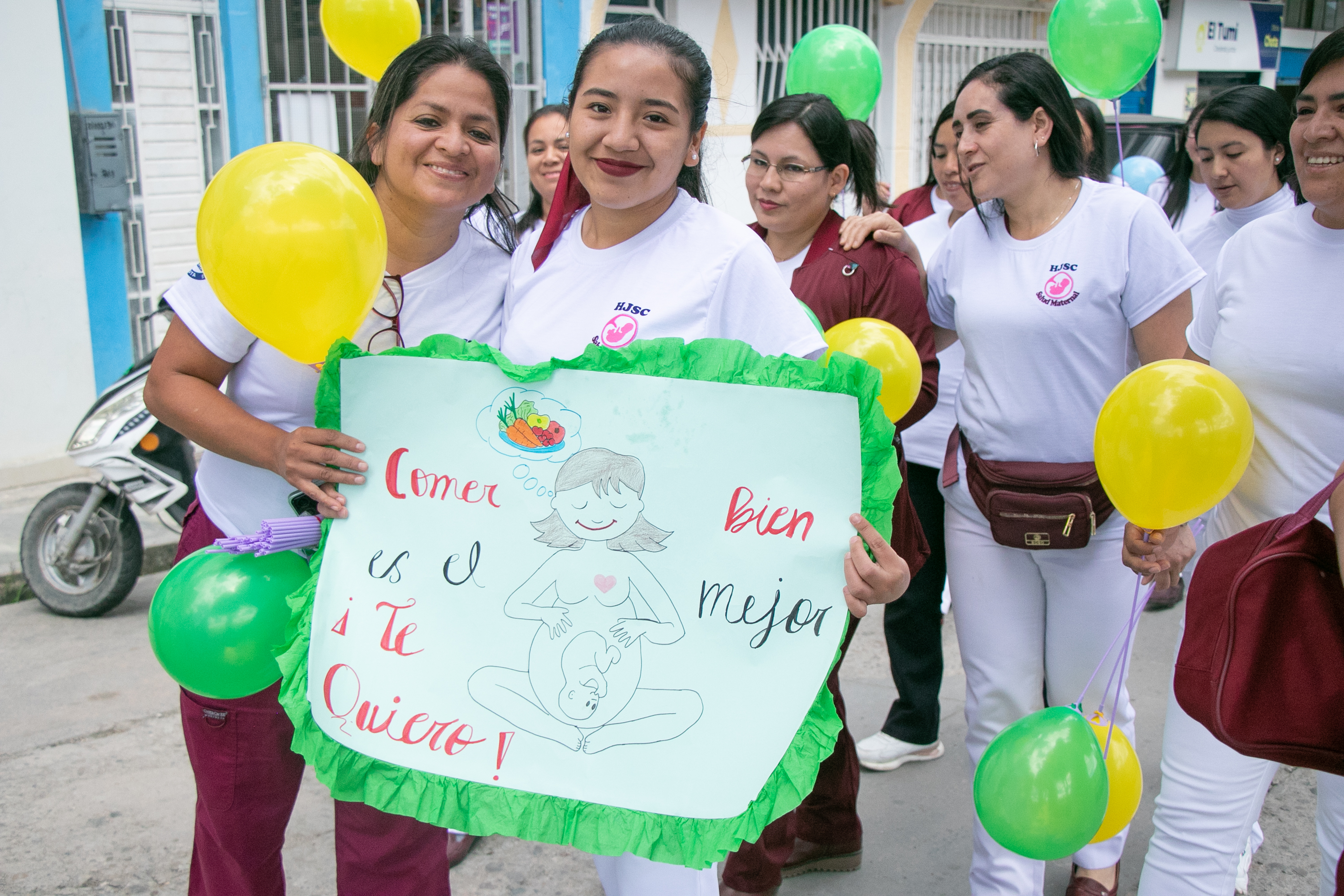 Pasacalle semana de la maternidad saludable