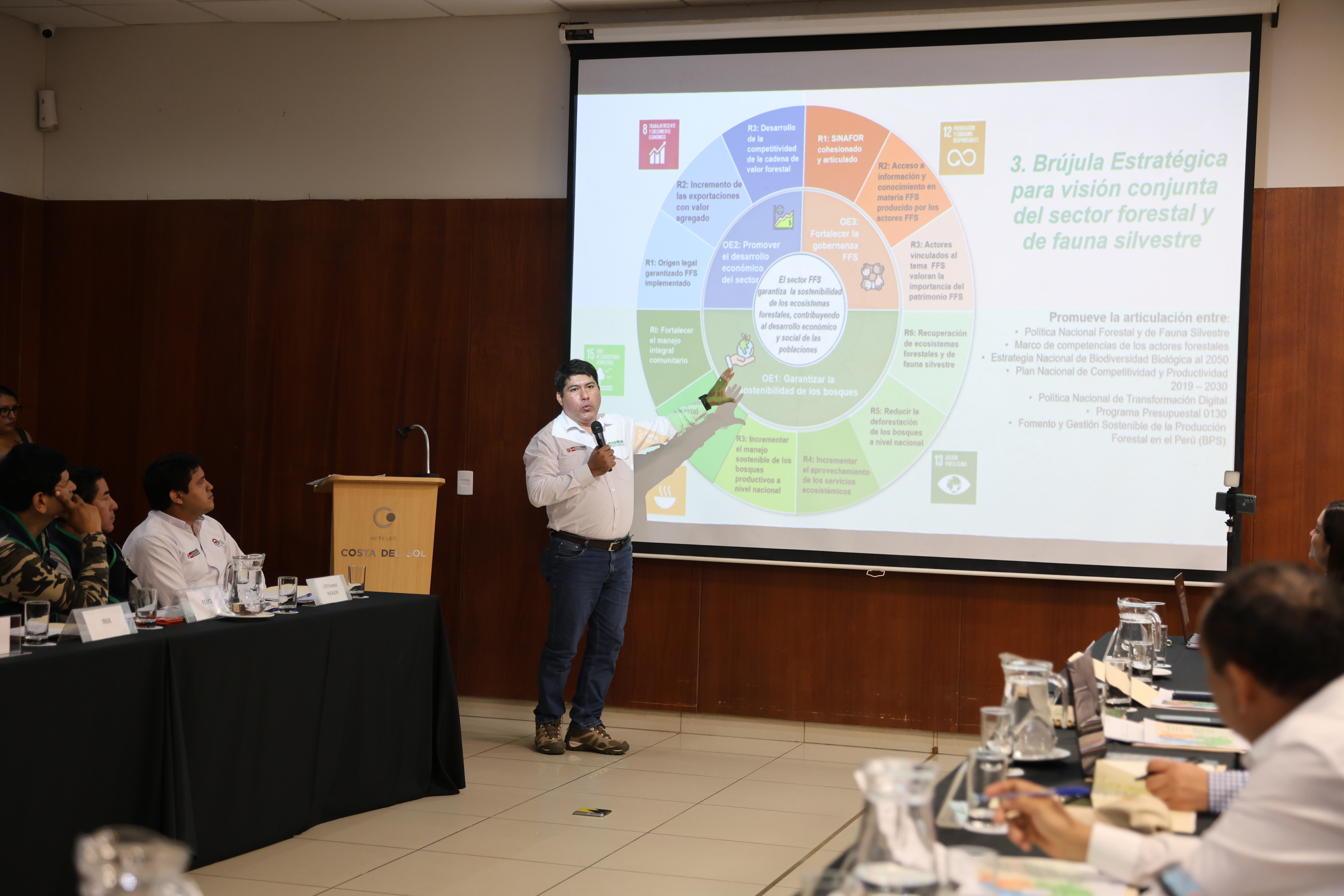 Archivo JPGE del OSINFOR y SERFOR regionalizan estrategia nacional para transformar el sector forestal y de fauna silvestre
